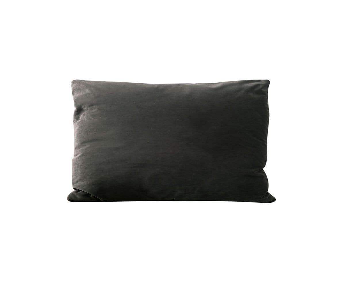 Joei Velvet Lumbar Pillow