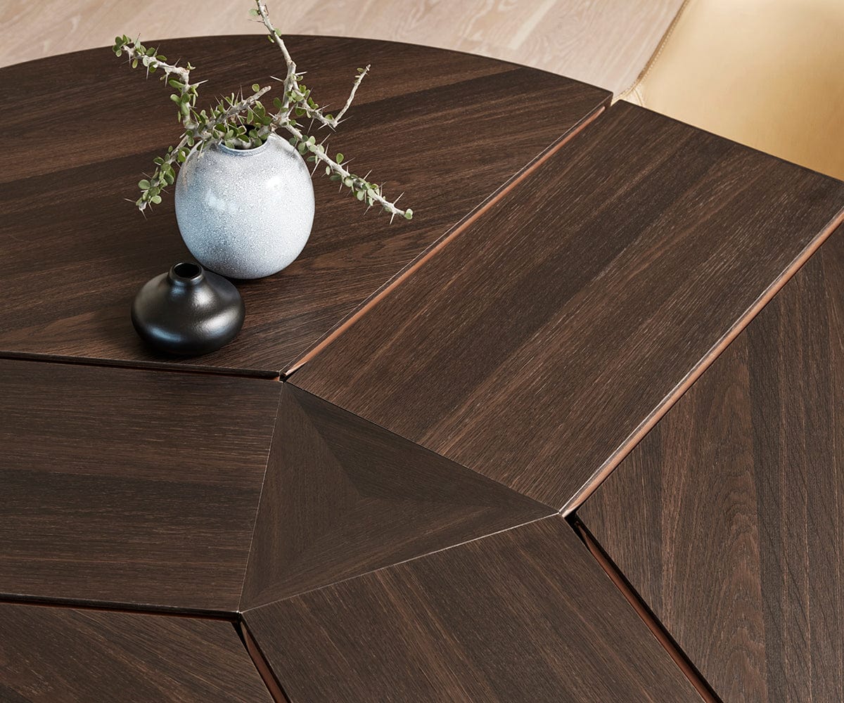 Helle Round Extension Table