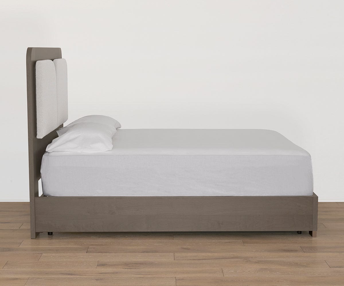 Sancia Bed