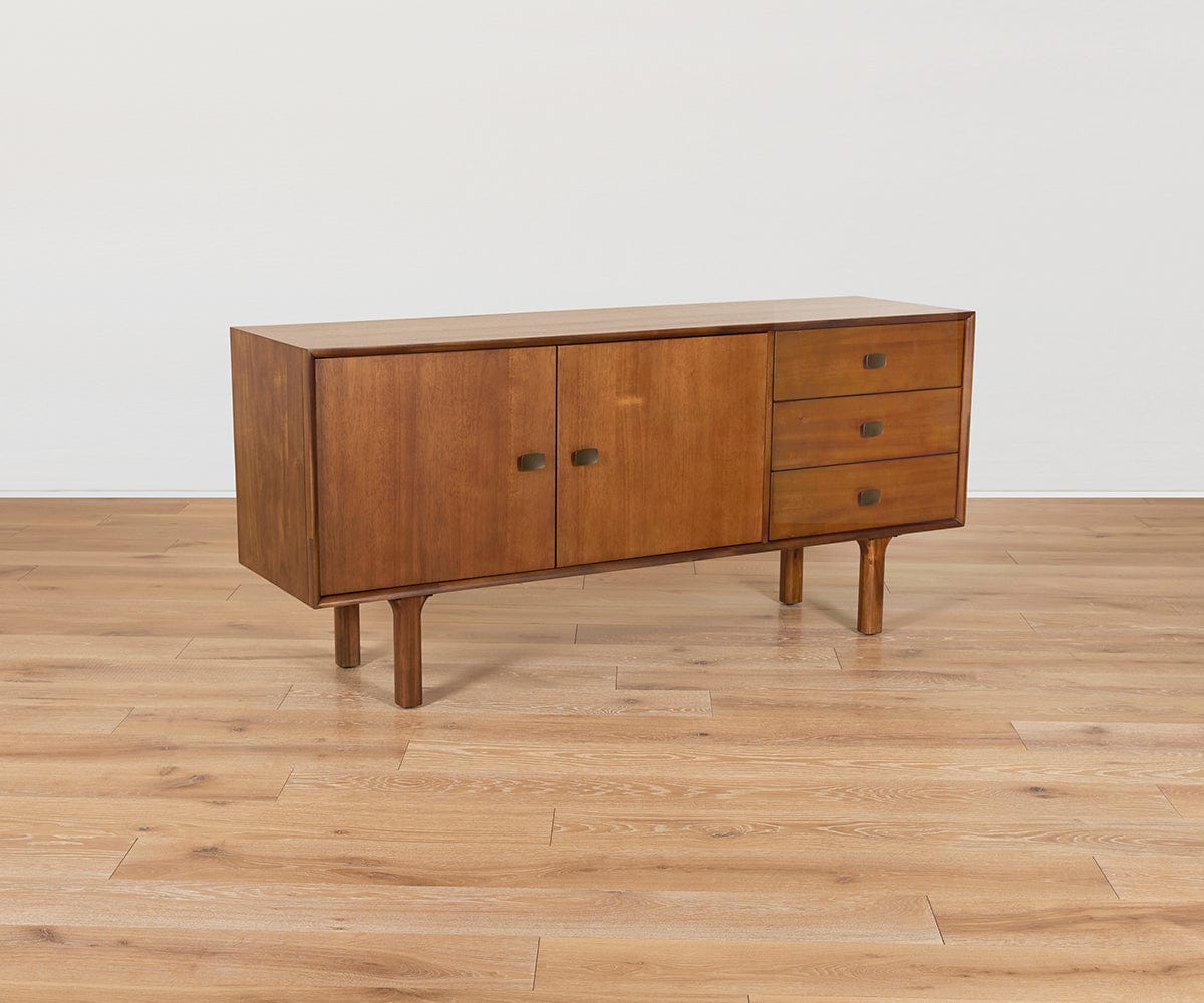 Leevi Sideboard